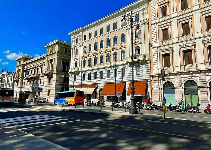Tivarnella - Large And Bright Attic In Center * Trieste
